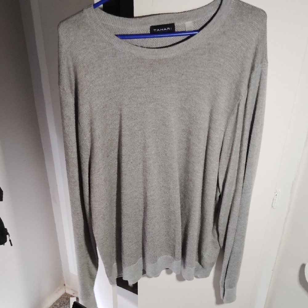 TanJay Gray Crewneck Sweater Lightweight Knit